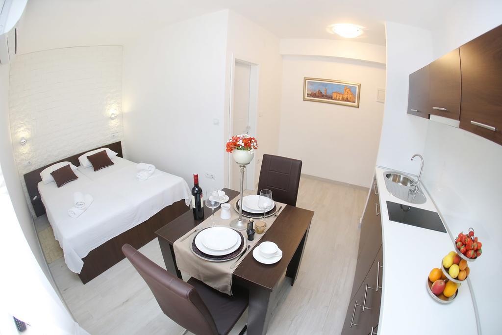 Deluxe Mkc Apartments Zadar Eksteriør billede