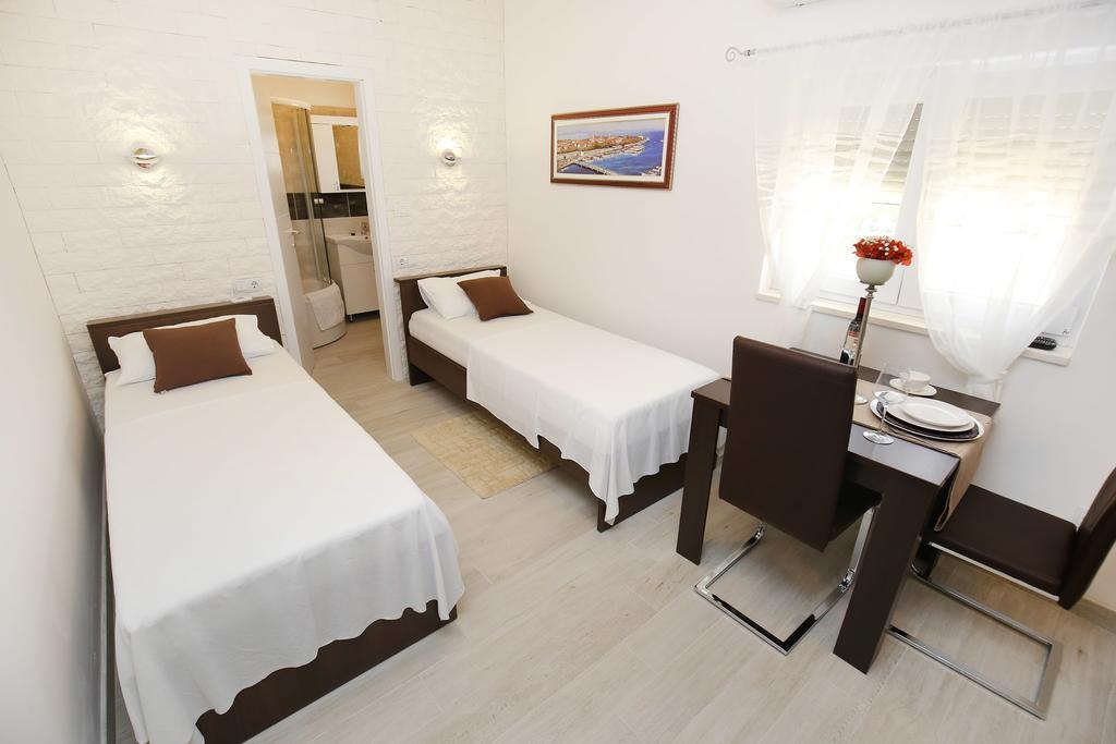 Deluxe Mkc Apartments Zadar Eksteriør billede