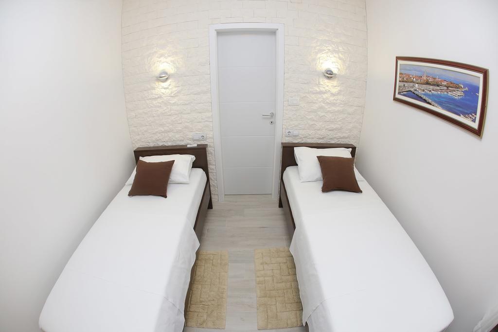 Deluxe Mkc Apartments Zadar Eksteriør billede